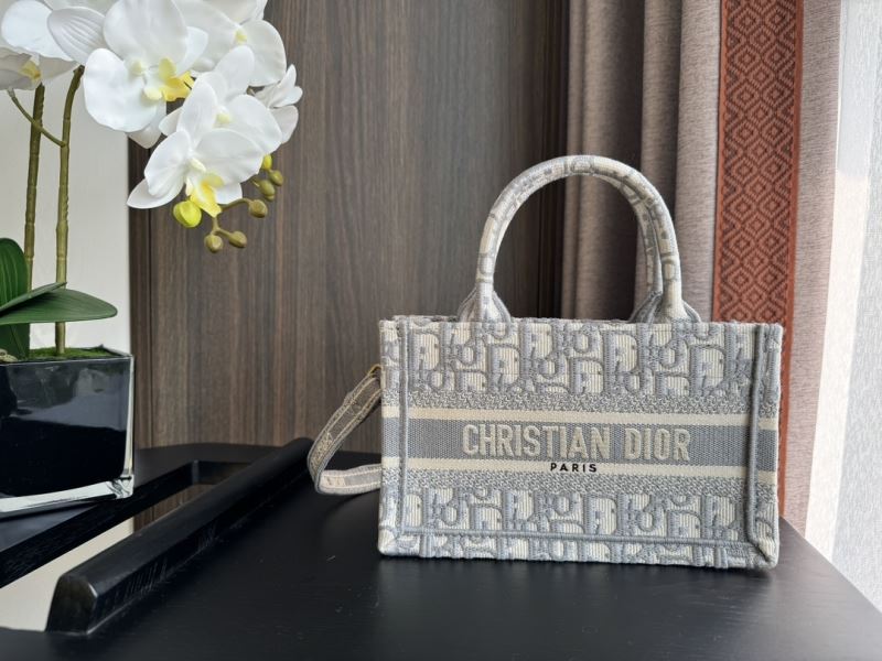 Dior Shopping Bags